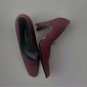 Colin Stuart Deep Plum dark purple high heel shoes in size 6